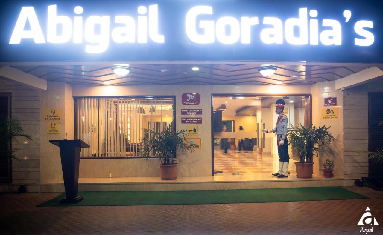Hotel Abigail Goradia'S Ширди Экстерьер фото